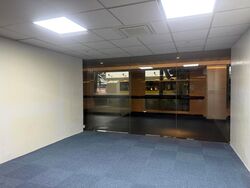 Holiday Inn Parkview (D9), Shop House #453514461